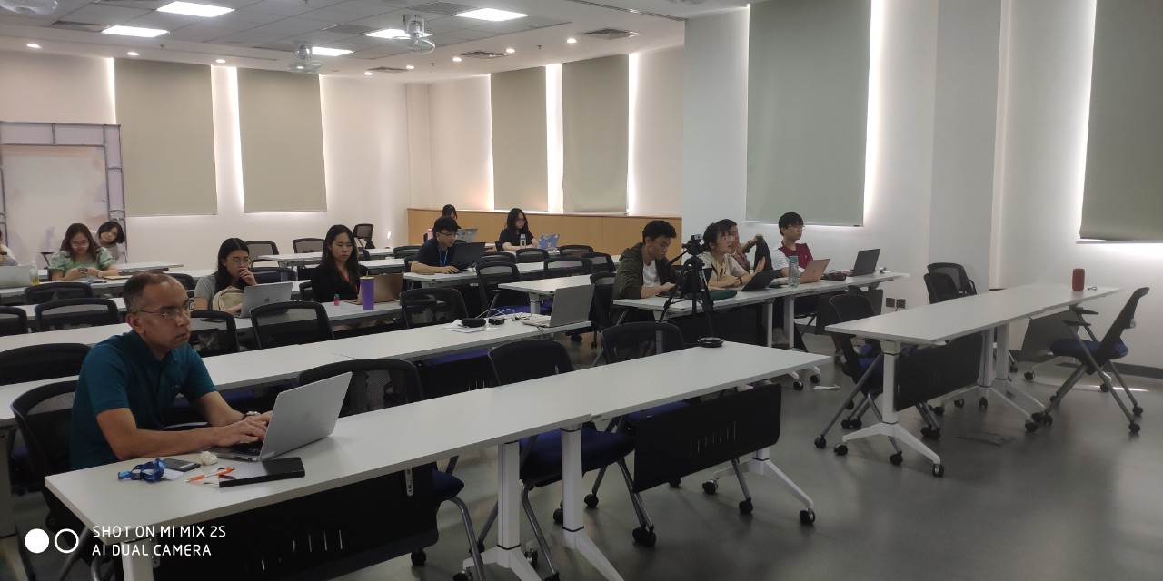 Guest Lecture at VinUniversity
